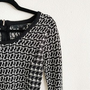 Jessica Simpson • Houndstooth Sweater Dress